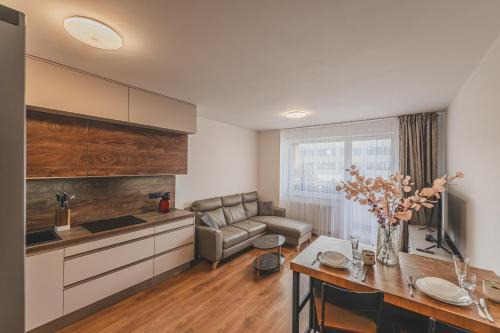 Hradec Kralove Apartment | Luxusní Apartmán U Petrofa s vlastním parkovacím místem