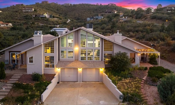 Lynx Mountain View Estates House | Lynx Lake Luxe Vacation Rental Wrapped in Modern Elegance | 6-BR House , Prescott | Sleeps 22 Hot Tub Game Rm EV Charger Horse Stalls