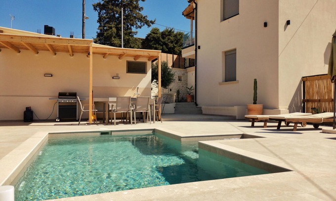 Kounavi Villa | Lyravista Stay Crete: Villa with Private Pool by Knossos, Heraklion