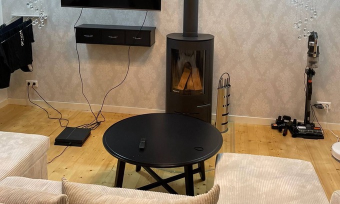 Gross Buchholz Condo | Möblierte Luxuswohnung mit Kamin in Vahrenwald/list!