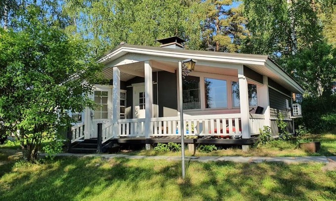 Taipalsaari Apartment | Mökki ja rantasauna Saimaan rannalla