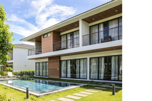 Duong To Villa | M Beach Luxury Villas Phu Quoc