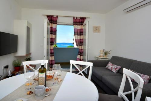 Podstrana Apartment | m & m