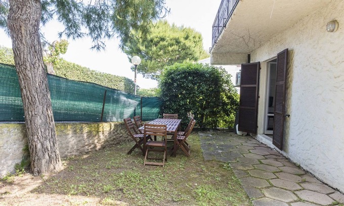 Marcelli Apartment | M083 - Marcelli, three-room apartment with garden at Residence MareVerde
