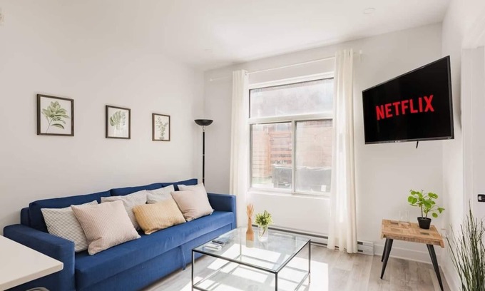 Mile End Apartment | M11 | Le Mile End - Comfy 2BDR in MTL-2E