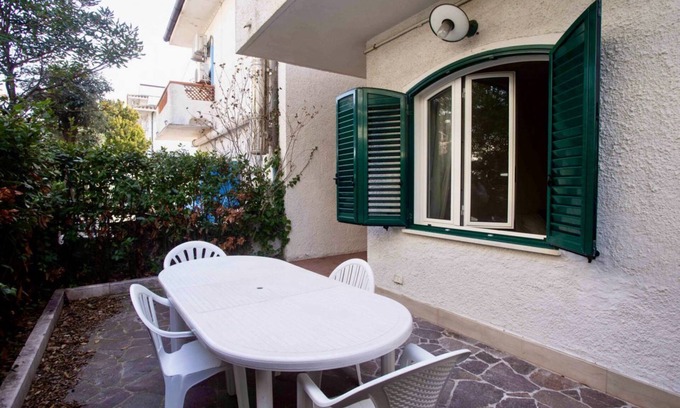 Marcelli Apartment | M220 - Marcelli, villa with porch 100m from the sea