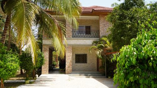 West Coast Division Apartment | Maajob Resort