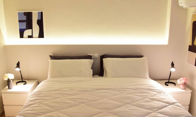 Agios Dimitrios Apartment | Mac & Ntina luxury apartment
