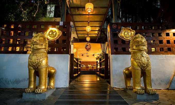 Ruessei Kaev Hostel | Mad Monkey Phnom Penh - Hostel