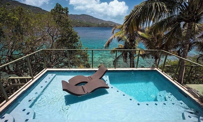North Side Villa | Magens Bay Super Villa! 2025 Specials - 1or2 Nts Free 3Pools - Beach -36' Boat!