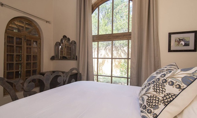 North Hills House | Magical Shangri la directly across from 10,000 Waves and close to the ski resort