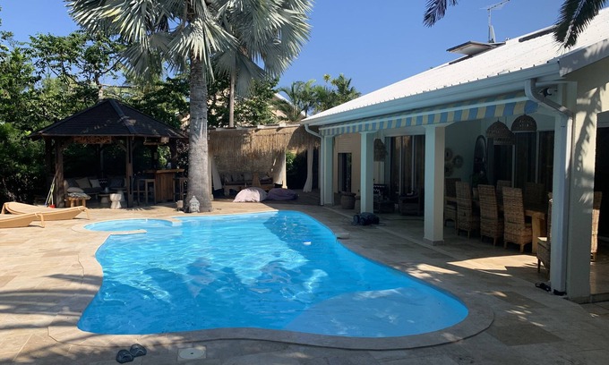Etang Sale Les Bains Villa | MAGNIFICENT SEASIDE VILLA