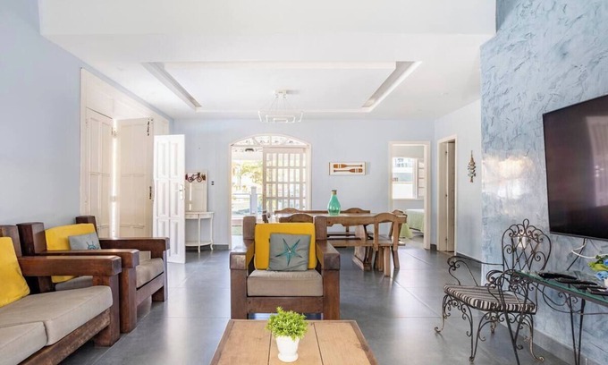 Garatucaia House | Magnificent house in front of Garatucaia Beach