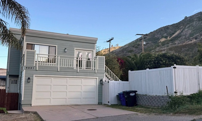 La Conchita House | Magnificent Ocean Views of Rincon and the Channel Islands, Newly Remodeled Home