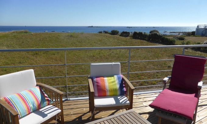 Loctudy House | Magnificent Sea View - House rental feet in water - Loctudy Lesconil