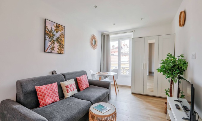 Cimiez Apartment | Magnificent studio in the heart of Nice