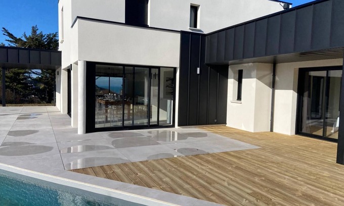 Pleneuf-Val-Andre Villa | Magnificent villa with swimming pool, a stone's throw from the Port de Dahouet, Pléneuf Val Andre.