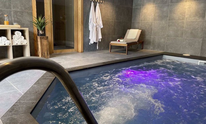Les Avanchers-Valmorel Ski Chalet | Magnifique Chalet - Piscine & vue Exceptionnelle
