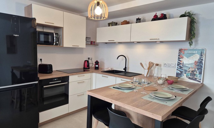 Pugny-Chatenod Apartment | Magnifique appartement vue mont blanc