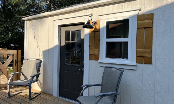 Magnolia House | Magnolia Tiny House in the Country
