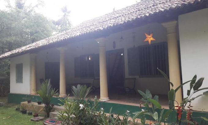 Hikkaduwa Villa | Maha Gedara Villa