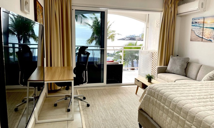 Maho Condo | Maho Beach Escape; Sunset Ocean View