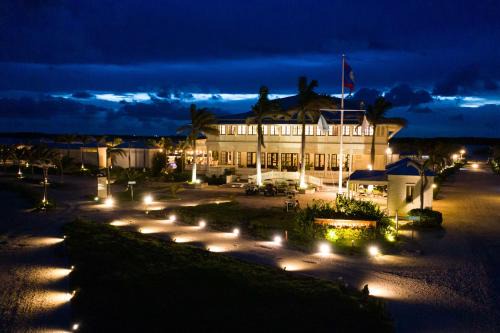 San Pedro Resort | Mahogany Bay Resort and Beach Club, Curio Collection