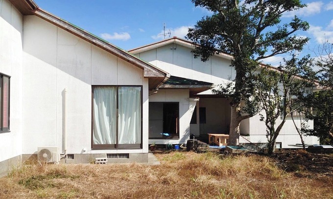 Kushima House | Main building 3LDK Accommodates up to 10 peopleBathroom and toilet included/Kushima Miyazaki