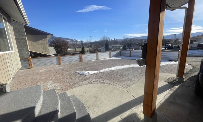 Vernon House | Main floor with own entrance, walking distance to downtown, 5 min from the beach