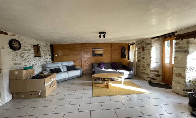 Saint-Constant-Fournoules House | Maison de Campagne Avec Piscine Privative Chauffée