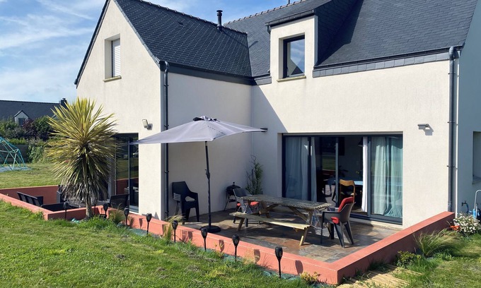 Erdeven House | Maison à Quelques Minutes des Plages et Forêt ! Du Dimanche au Dimanche !