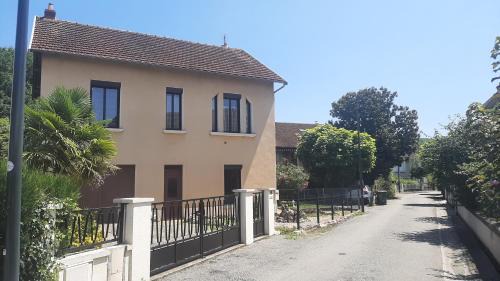 Capdenac-Gare House | Maison 4 chambres Capdenac-Gare centre - Aveyron