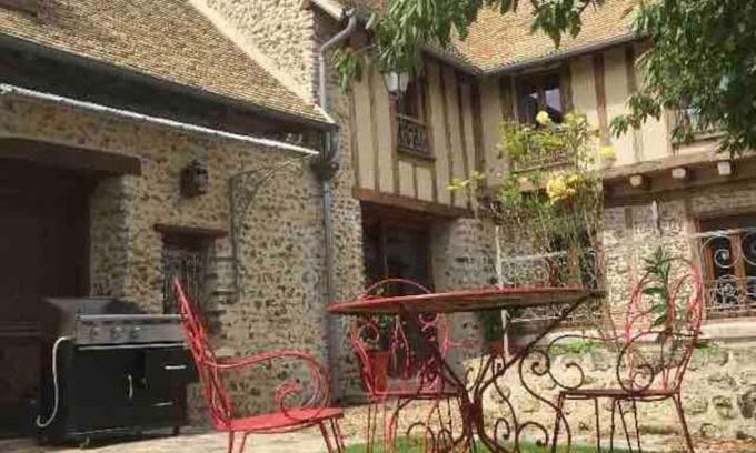 Bu House | Maison avec exterieur