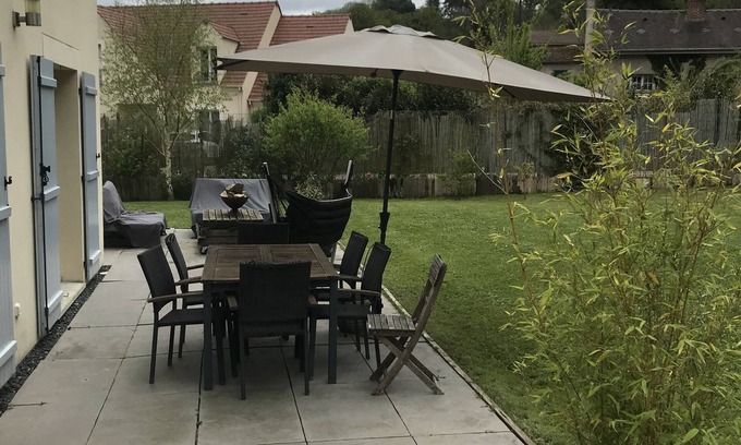 Gometz-le-Chatel House | Maison Avec Grand Jardin en Centre Ville au Cœur de la Vallée de Chevreuse