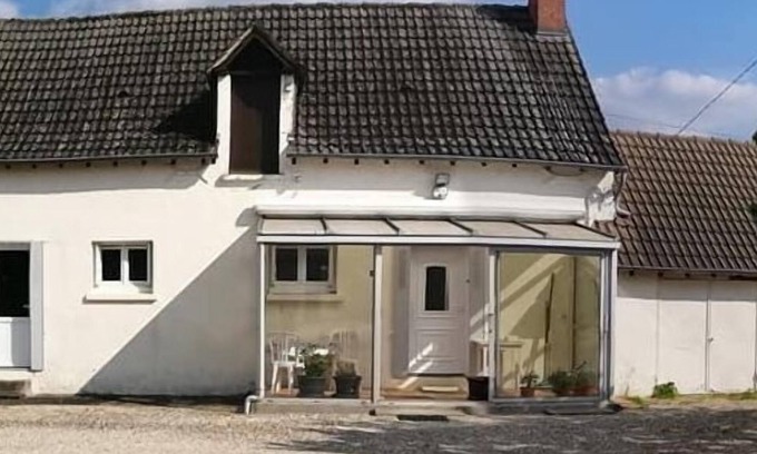 Azay-le-Ferron House | Maison Avec Véranda, Terrain Ombragé et Mare aux Grenouilles Idéal en Brenne