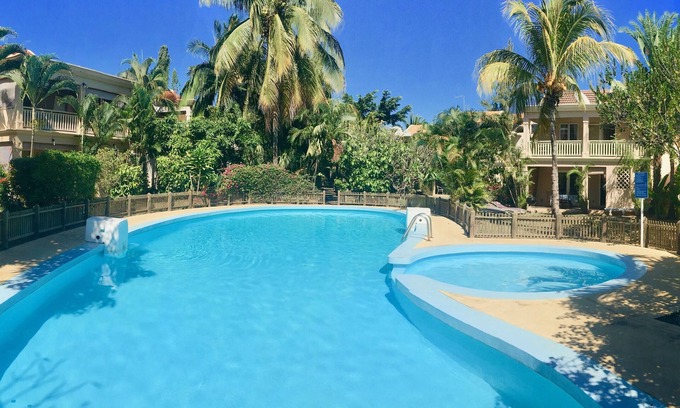 Flic-en-Flac House | 🏝 Maison Bord de mer & Piscine - Flic en Flac - Beachfront House with Pool