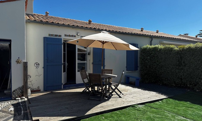 Le Chateau-d'Oleron Condo | Maison Conviviale, Proche Atlantique et a 5 min des Commerces