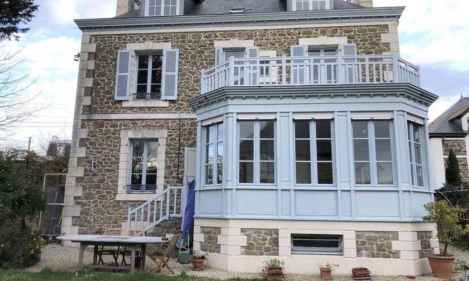Parame House | Maison de Charme à Saint Malo 10 Couchages à 3 mn de la Plage