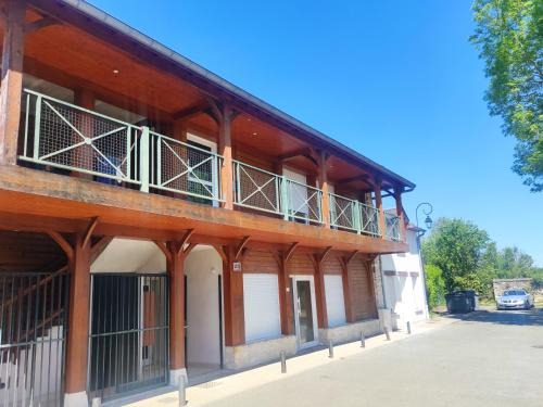 Lavacourt Bed & Breakfast | Maison Desfougères & Gîte dortoir 6 chambres du Moulin