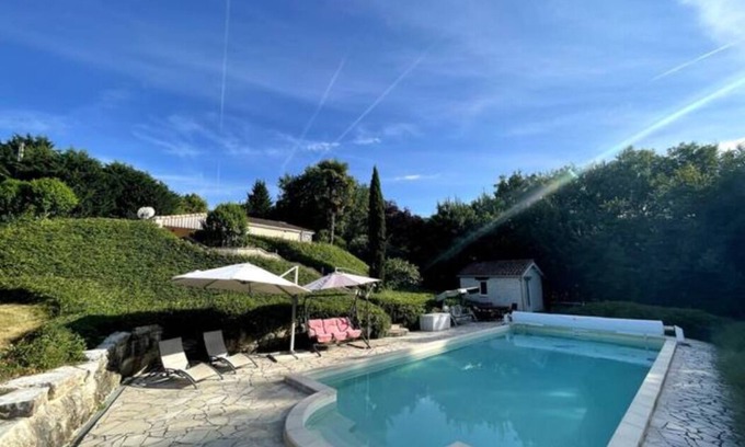 Castelnau-Montratier-Sainte-Alauzie Villa | Maison en Pierre au Cœur du Quercy Blanc