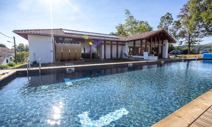 Urcuray House | Maison Irriberria