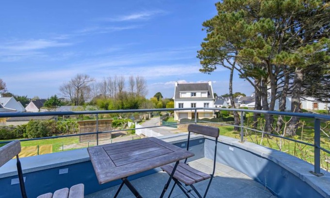 Saint-Pierre-Quiberon House | Maison Le Guernic by Interhome