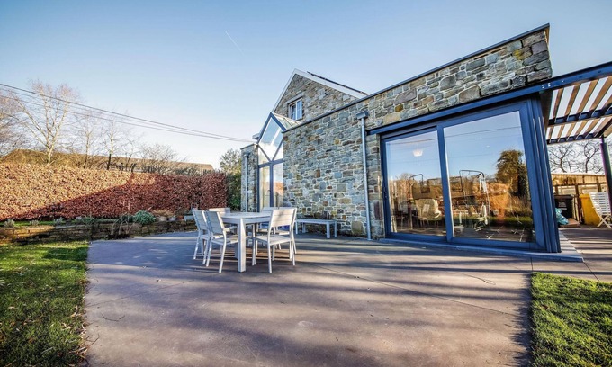 Modave House | Maison Le Saint Pierre with lots of charm