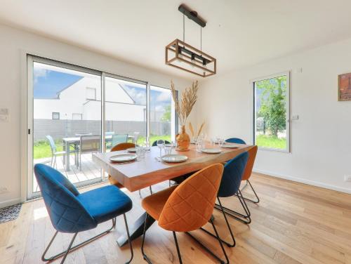 Le Tour-du-Parc House | Maison neuve pour 8, 800m des plages