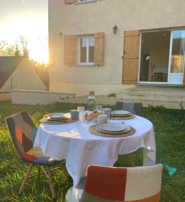 Cregy-les-Meaux Villa | Maison Paisible à 15 min de Disneyland !