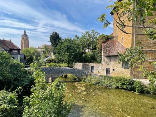 Arbois House | Maison près de la rivière