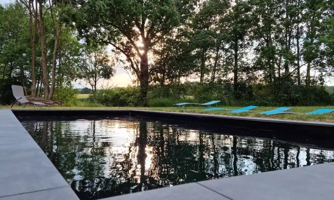 Dompierre-sur-Nievre House | Maison Spacieuse Avec Piscine, Idéale Pour les Vacances