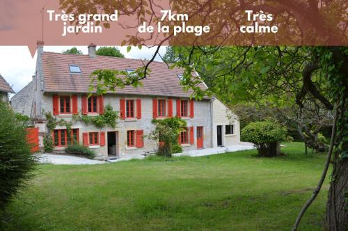 Fontaine-Henry House | Maison typique - Très grand jardin - 7km de la mer