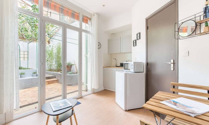 4th Arrondissement Apartment | MaisonMars Studio 3 Blancarde