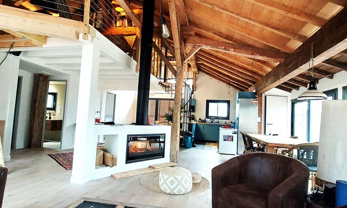 Arjuzanx House | Maisons Dans une Réserve Naturelle au Bord D'un Lac. Proximité des Plages